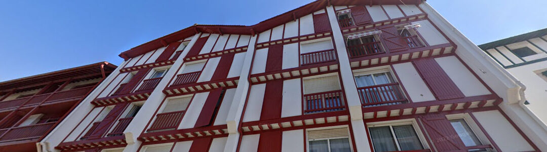 Plusieurs locaux et annexes à Hendaye (64700)