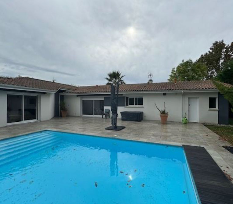 250804-societe-avocats-elige-enchere-immobiliere-maison-avec-piscine-au-pian-medoc-3